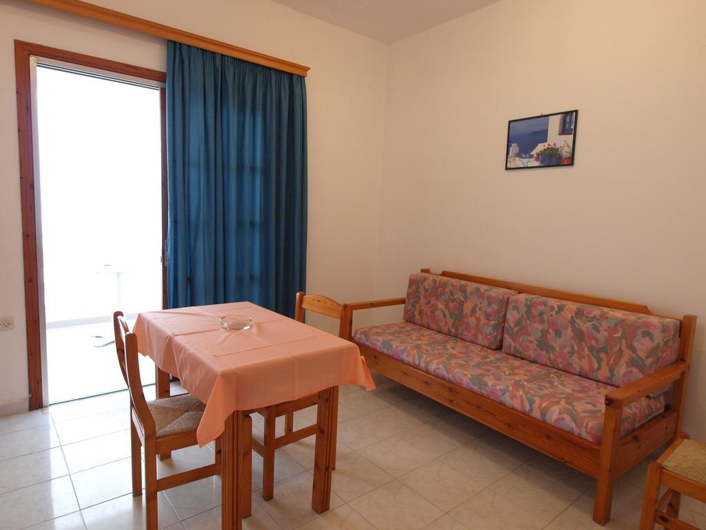 Irini Apartments Platanés Værelse billede